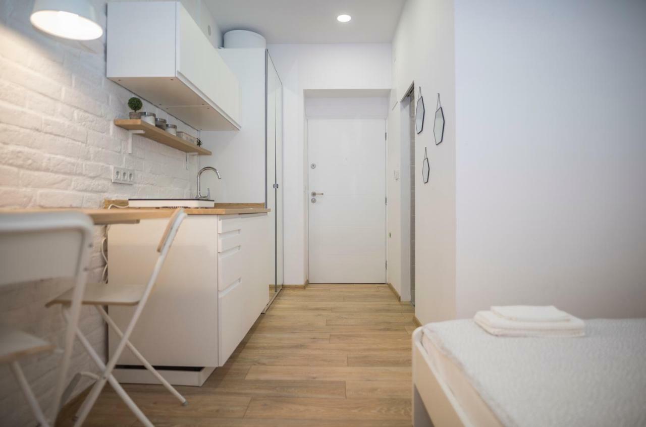 "D&M" Studio Apartments 자그레브 외부 사진